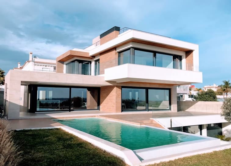 A modern TAGCON-built home